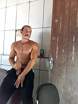 MachoScorpionCaralho online show from 02/17/25, 06:37