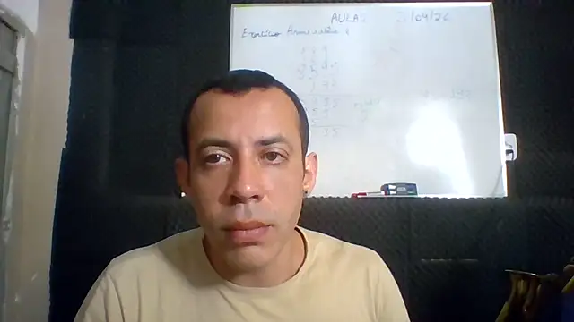 Snapshot of MachoScorpionCaralho chatting on 06/18/26, 01:37 MachoScorpionCaralho online show from 06/18/26, 01:37