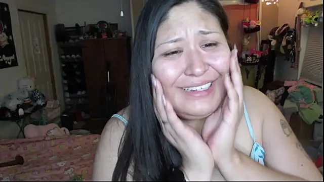 Cupcakecutie449 online show from 05/15/26, 04:41