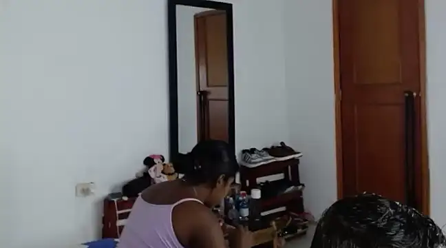 Snapshot of interracia1xx chatting on 03/06/25, 04:52 interracia1xx online show from 03/06/25, 04:52