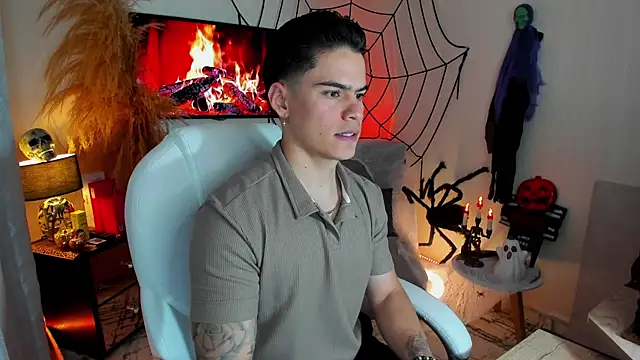 Matias Murrier online show from 10/25/25, 12:02