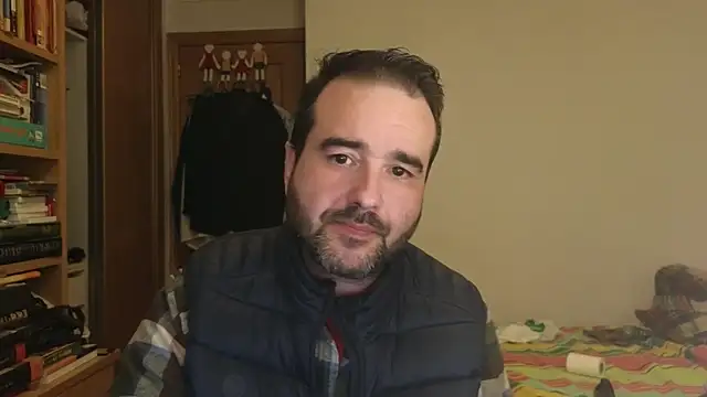 curiosillo83 online show from 11/20/25, 03:45