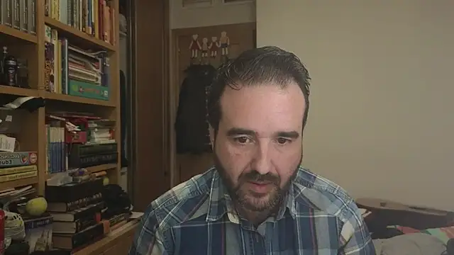 curiosillo83 online show from 12/15/25, 12:15