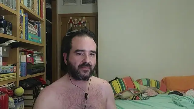 Snapshot of curiosillo83 chatting on 06/21/26, 08:50 curiosillo83 online show from 06/21/26, 08:50