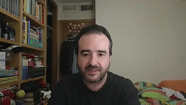 Snapshot of curiosillo83 chatting on 06/28/26, 12:27 curiosillo83 online show from 06/28/26, 12:27