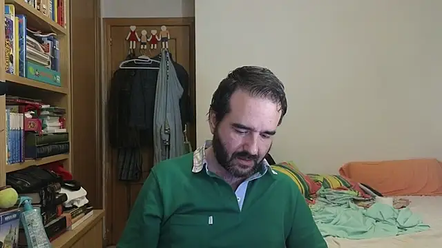 Snapshot of curiosillo83 chatting on 07/10/26, 04:53 curiosillo83 online show from 07/10/26, 04:53