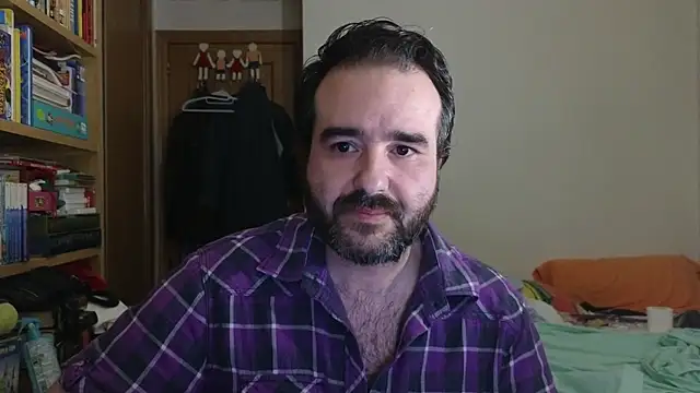 Snapshot of curiosillo83 chatting on 07/15/26, 04:45 curiosillo83 online show from 07/15/26, 04:45