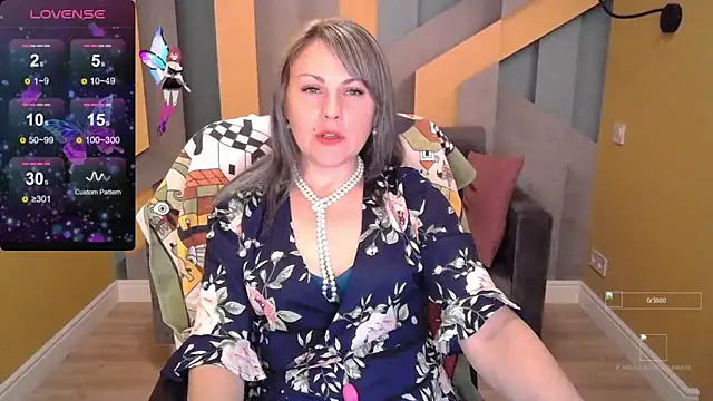 Snapshot of Candy_Long chatting on 09/13/25, 06:18 Candy Long online show from 09/13/25, 06:18