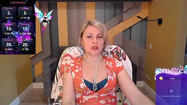 Snapshot of Candy_Long chatting on 12/23/25, 06:22 Candy Long online show from 12/23/25, 06:22