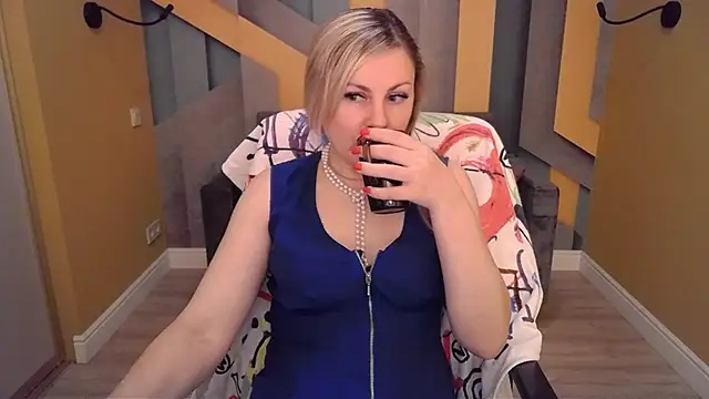 Snapshot of Candy_Long chatting on 02/06/26, 06:29 Candy Long online show from 02/06/26, 06:29