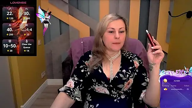 Snapshot of Candy_Long chatting on 02/24/26, 06:44 Candy Long online show from 02/24/26, 06:44