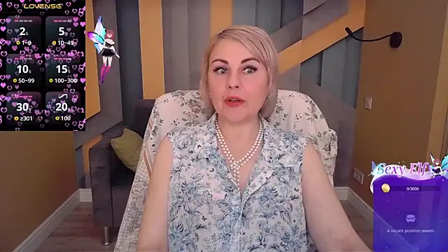 Candy Long online show from 05/14/26, 06:47