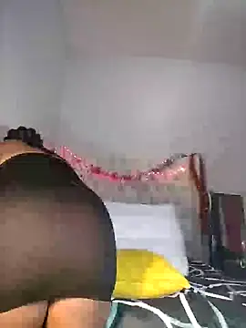 Snapshot of Sexypresh302 chatting on 01/20/25, 04:32 Sexypresh302 online show from 01/20/25, 04:32