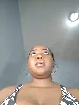 Snapshot of Sexypresh302 chatting on 01/21/25, 09:46 Sexypresh302 online show from 01/21/25, 09:46