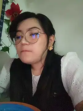 Sakura 0505 online show from 01/03/25, 10:40