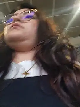 Sakura 0505 online show from 02/09/25, 11:04