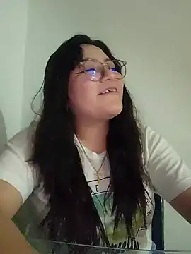 Sakura 0505 online show from 02/19/25, 10:53