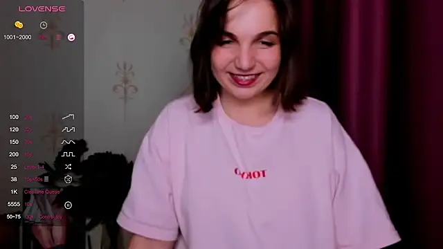 KindHazelHere  online show from 02/18/25, 05:10