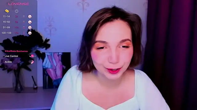 KindHazelHere  online show from 10/11/25, 08:13