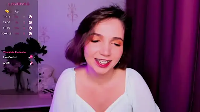 KindHazelHere  online show from 11/15/25, 10:15