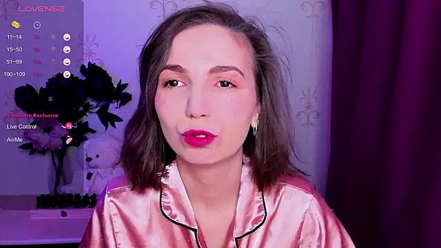 KindHazelHere  online show from 03/04/26, 07:09