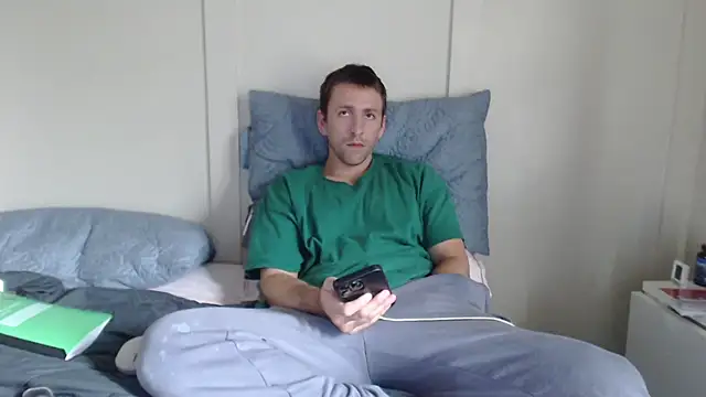 Snapshot of Bimmer7171 chatting on 07/15/26, 11:43 Bimmer7171 online show from 07/15/26, 11:43