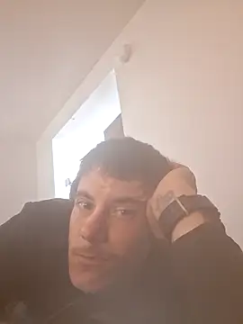 Snapshot of tuRb0420 chatting on 11/05/25, 03:06 tuRb0420 online show from 11/05/25, 03:06