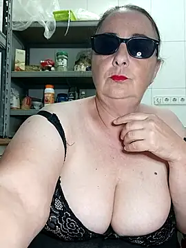 Snapshot of eroticjessitop chatting on 06/24/26, 09:14 eroticjessitop online show from 06/24/26, 09:14