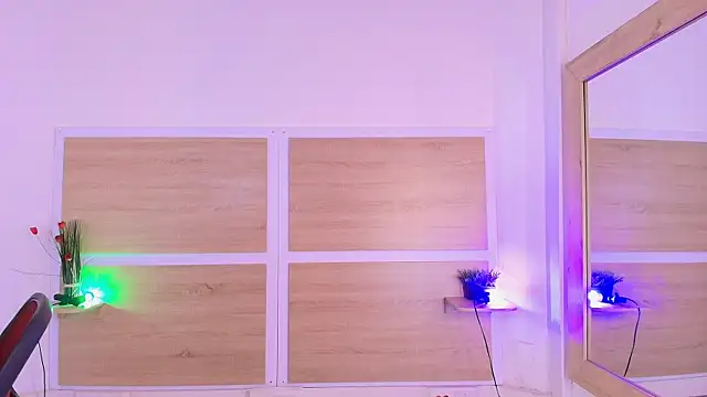  nickypurple  online show from 03/06/26, 07:21