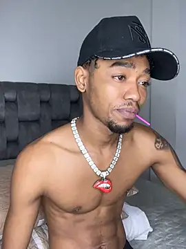 matatanlove online show from 02/08/25, 05:29