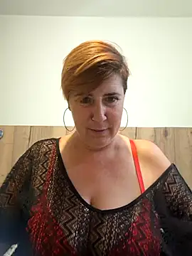 Snapshot of Evalibertinesexy chatting on 10/01/25, 04:13 Evalibertinesexy online show from 10/01/25, 04:13