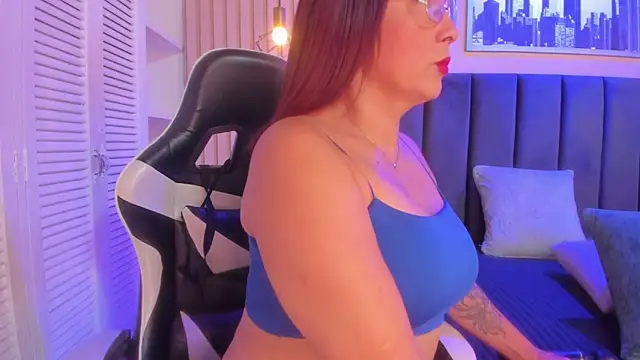 ashlye miller  online show from 03/20/26, 04:06