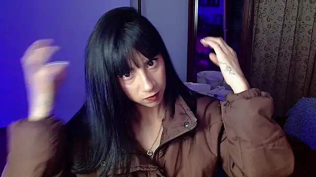 Snapshot of _holy_1 chatting on 11/23/25, 11:48 holy 1 online show from 11/23/25, 11:48