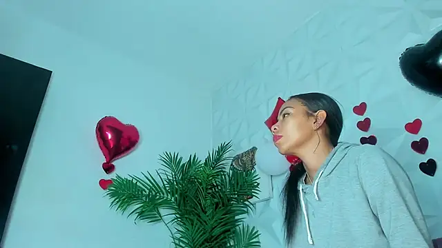 Hellen Sky online show from 02/21/26, 07:04