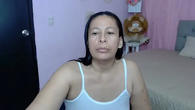 Snapshot of mature_martina chatting on 10/07/25, 10:23 mature martina online show from 10/07/25, 10:23