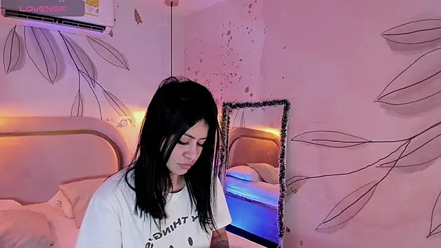 JESYSOZ23  online show from 01/17/25, 03:45