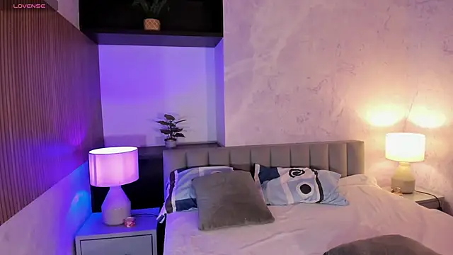 JESYSOZ23  online show from 02/12/25, 01:41