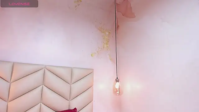 JESYSOZ23  online show from 09/28/25, 06:35