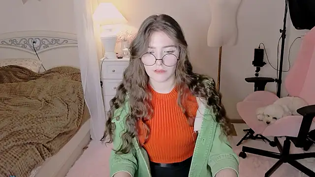 Snapshot of RuthMorse chatting on 02/03/26, 06:24 RuthMorse online show from 02/03/26, 06:24