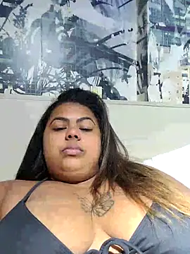 Snapshot of biancabombombbw chatting on 02/18/25, 03:21 biancabombombbw online show from 02/18/25, 03:21