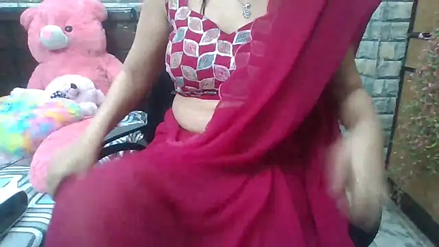 Snapshot of Sexy_iknoor chatting on 02/25/25, 10:37 Sexy iknoor online show from 02/25/25, 10:37