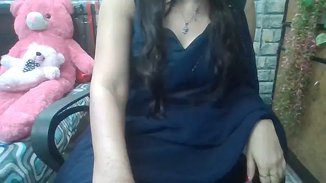 Snapshot of Sexy_iknoor chatting on 03/13/25, 07:42 Sexy iknoor online show from 03/13/25, 07:42