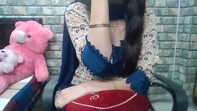 Sexy iknoor online show from 02/11/26, 05:12