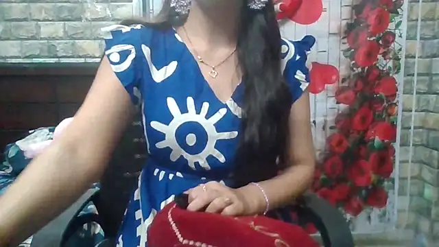 Sexy iknoor online show from 03/18/26, 05:32