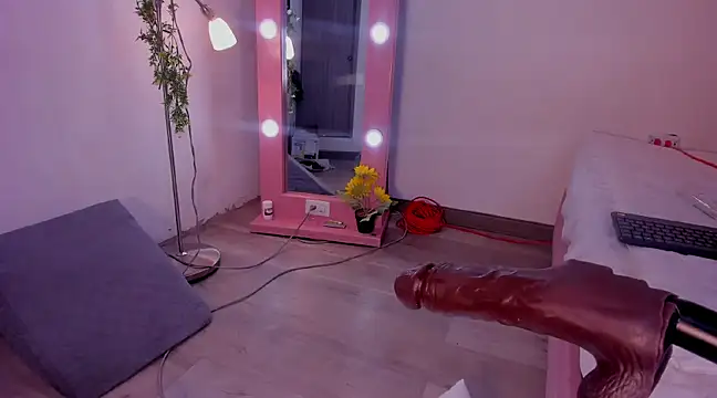 isa red hair online show from 12/21/24, 03:25