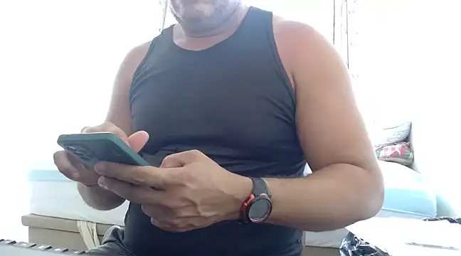 danilostorm7 online show from 02/03/25, 06:28