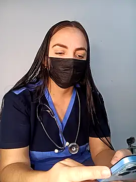 Snapshot of MEGAN_X0XX chatting on 11/14/25, 11:24 MEGAN X0XX online show from 11/14/25, 11:24