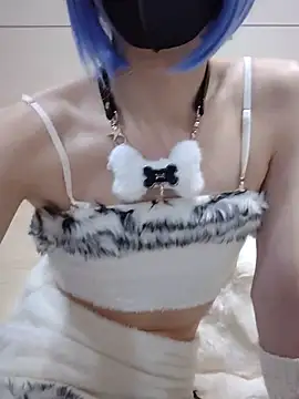 Snapshot of fur_love0 chatting on 05/15/26, 07:43 fur love0 online show from 05/15/26, 07:43