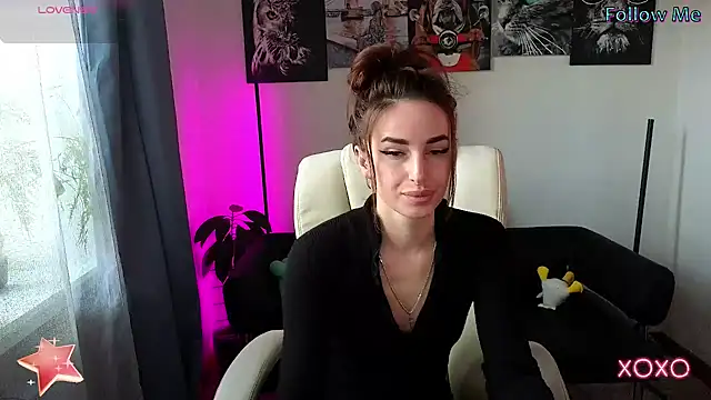 xx adrihanna xx online show from 03/19/25, 01:40