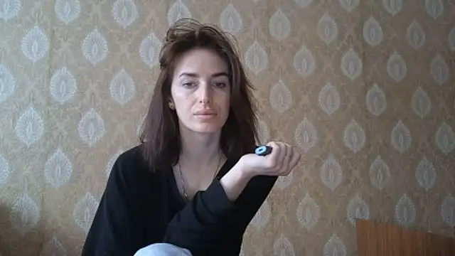 xx adrihanna xx online show from 02/18/26, 06:53